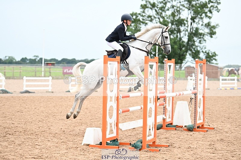 240907A-143051-02363 - Cls 4 Pony Big Team 95cm & 1.05m