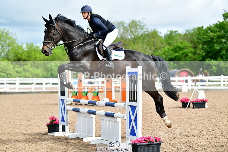 240526A-094002-07137 - Cls 32 British Novice and 90cm Open