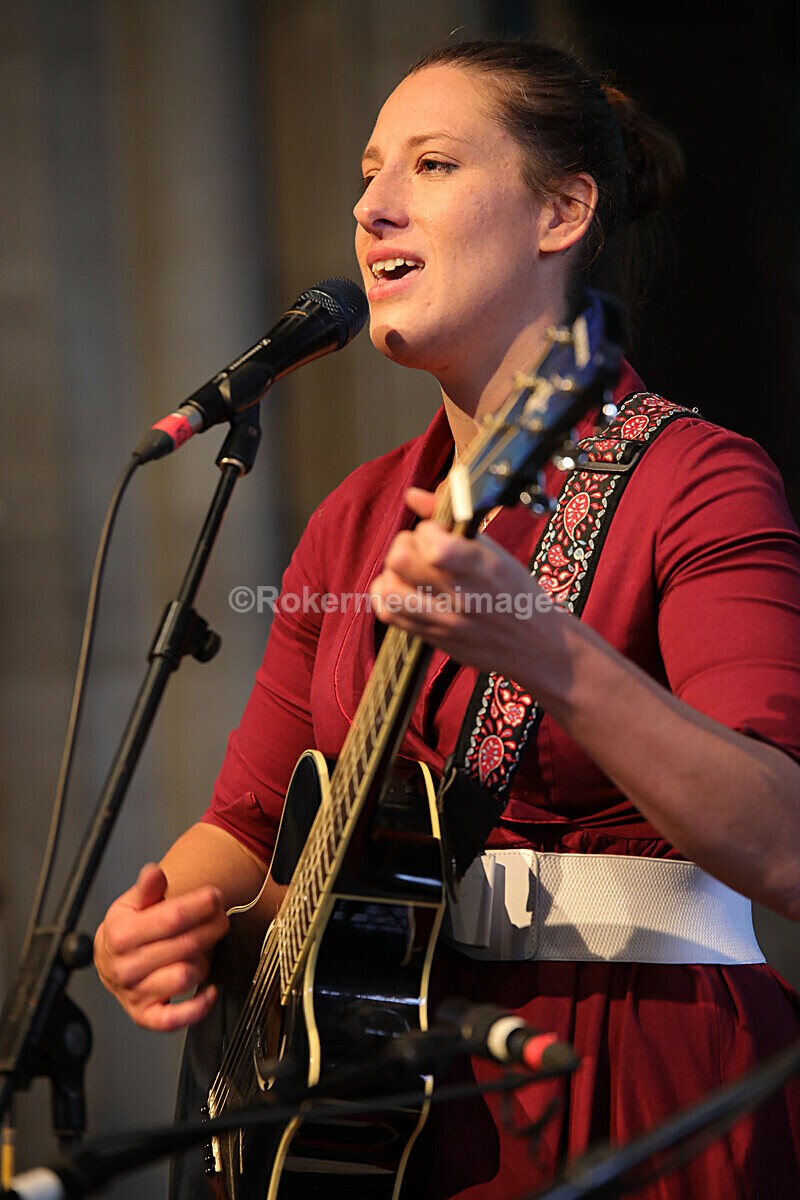 FOLK N BLUES-51 - FOLK and BLUES SEPT 2022