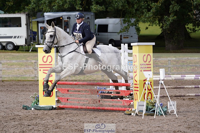 240824X-115730-23750 - 80cm Round 1 12.00 to 13.00