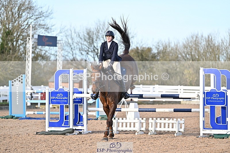 241113A-140423-00788 - Cls 05A&B Snr Fox & 1.20m Open