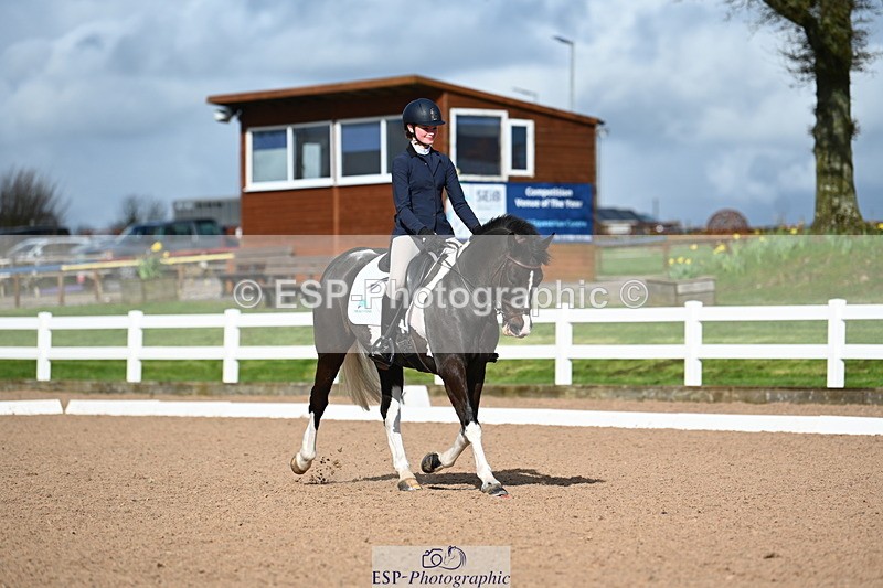 240323A-151030-02387 - UnA Novice 28