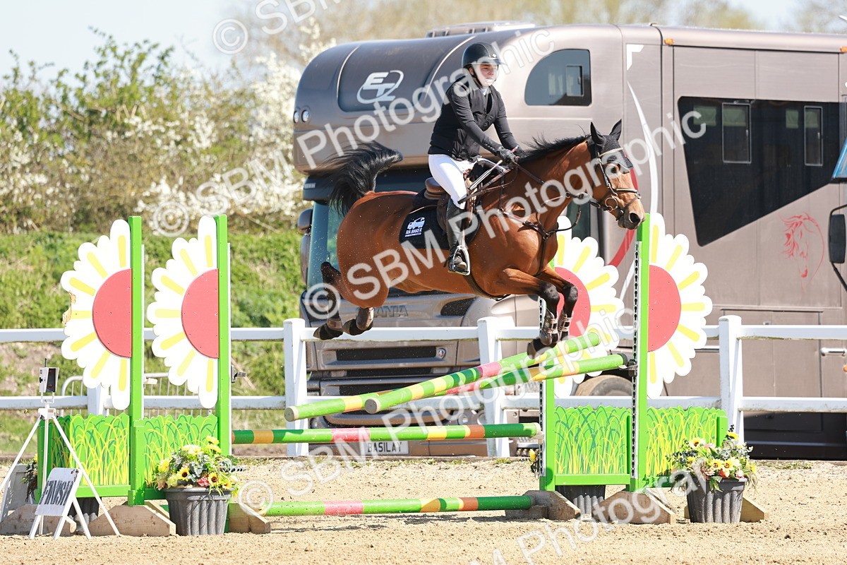 SBM_004275 - Class 17 - Senior Newcomers - 1.10m