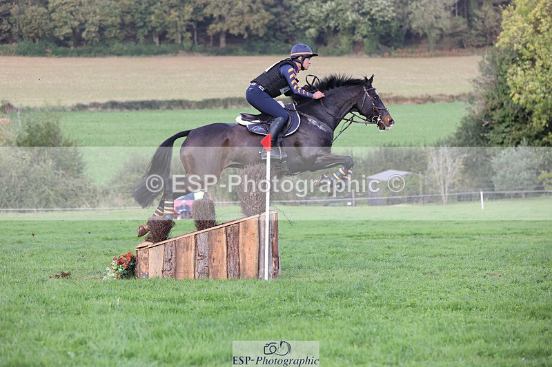 241025-153017-10596 - 226-Matteo.Gallucci-CASTLERICHMOND.WILLIAM