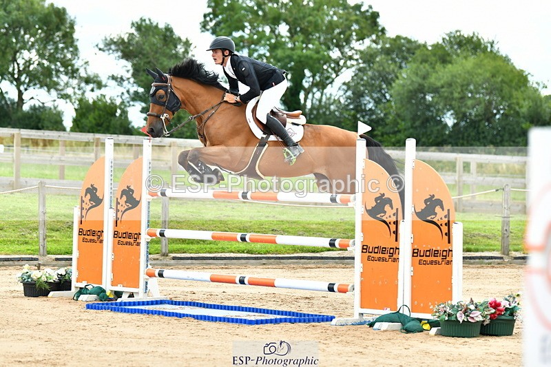 230720A-121150-02732 - Cls 33, 7 Yr Olds 1.30m