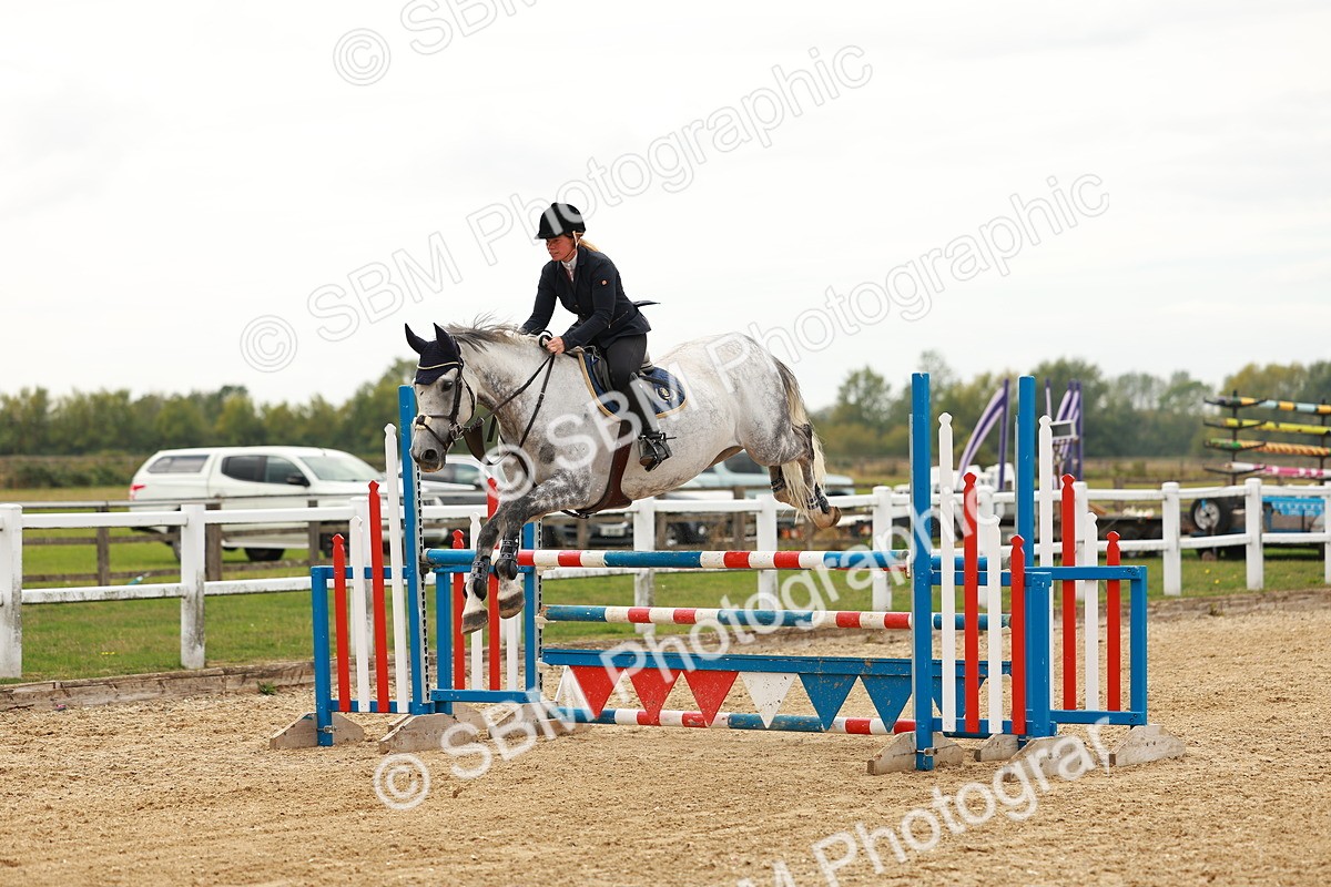 SBM_001655 - Class 4 - Senior Newcomers - 1.10m