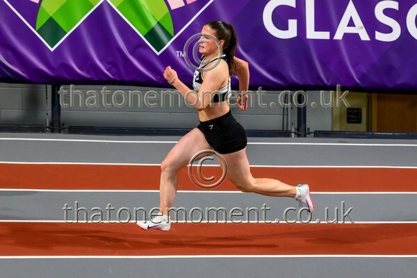 Age26SUN-918627 - Track Female