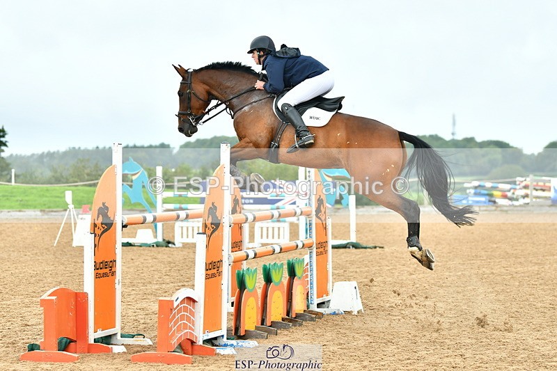 230805A-121100-00353 - Cls 3 Snr Foxhunter & 1.20m Open