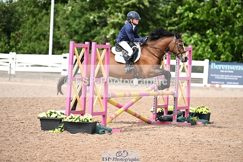 250504-110231-02267 - Cls 15+16 Club and Schools 70cm