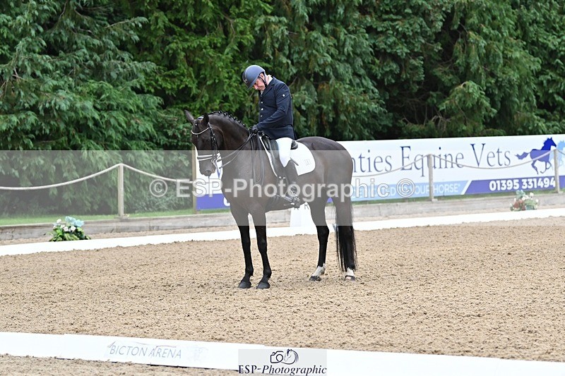 240810-101543-02483 - 161-John.Fullick-Hermosa.bella