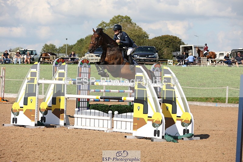 230915A-145229-02802 - Cls 5 National 1.40m