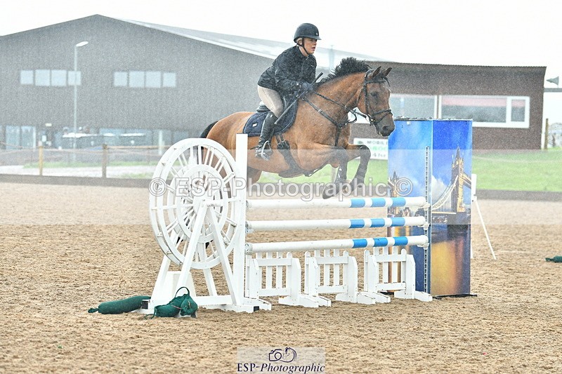 230805A-105425-00229 - Cls 2 Snr Newcomers & 1.10m Open