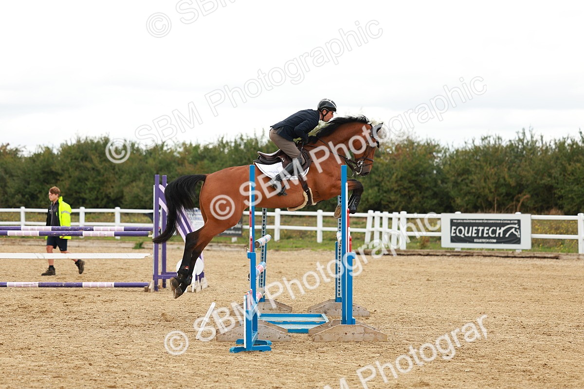 SBM_001451 - Class 4 - Senior Newcomers - 1.10m