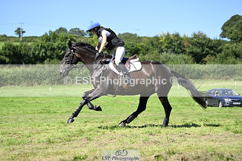 240811A-151102-05295 - 172