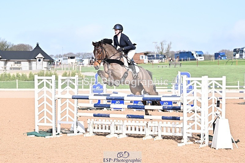 260225-124543-00321 - Cls 4 Newcomers and 1.10m