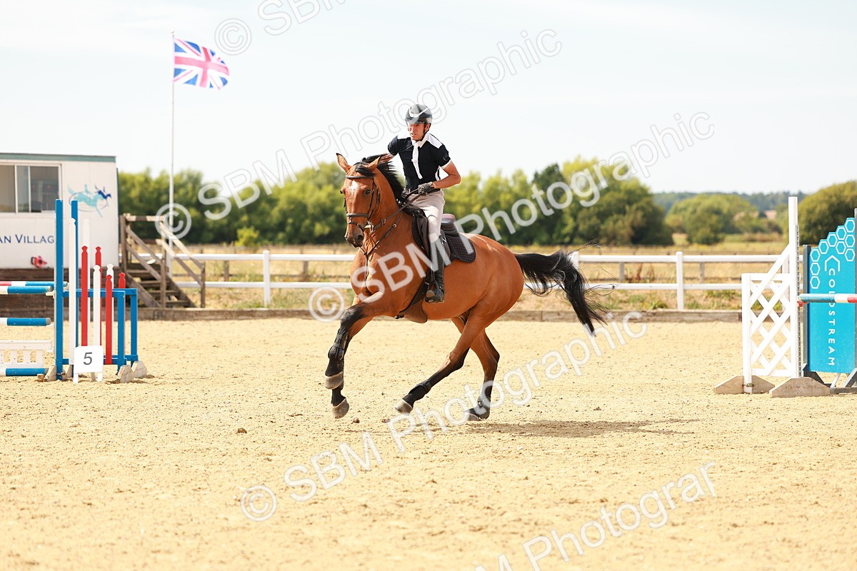 SBM_003795 - Class 14 - Senior Newcomers 1.10m