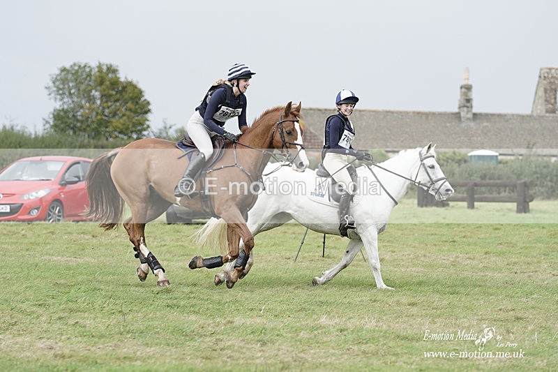  WWHT 031021 3640 - Intermediate Pairs (0.90m) 03/10/21