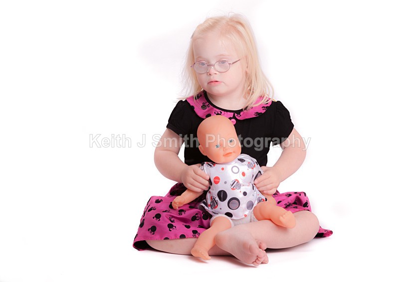 1SKJ5671 - Tina with Macy