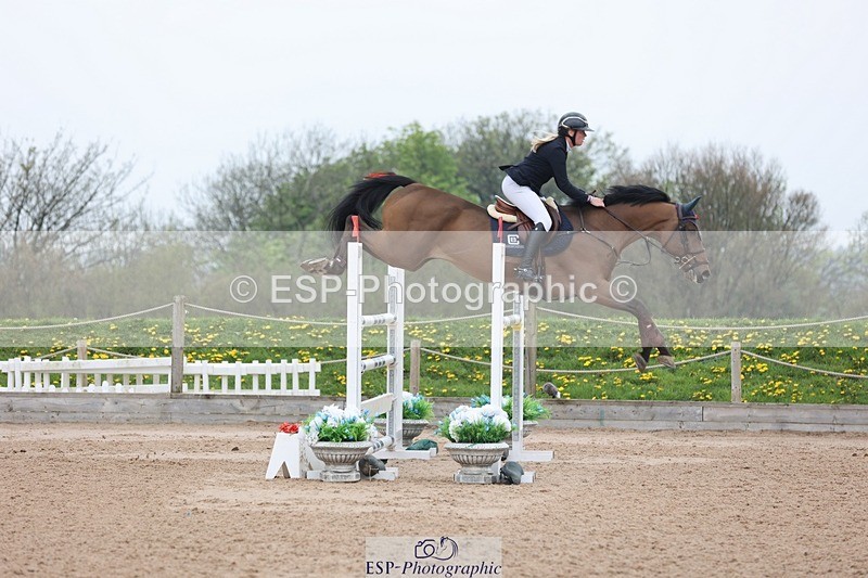 250424-124551-05556 - Cls 1 - 2 Star Small Tour