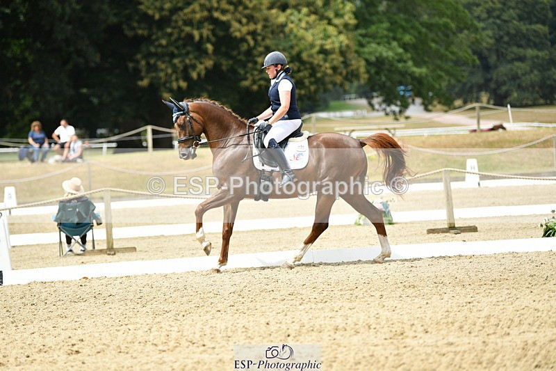 250718A-121435-01388 - 144-Verity.Perry-Vogue