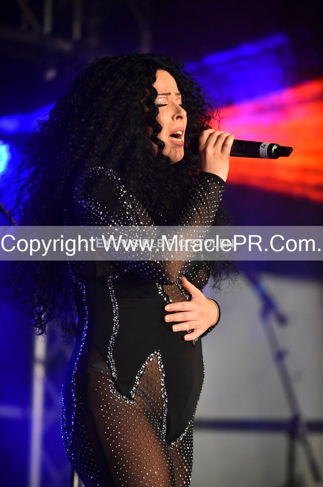 SH4_6436 - The Cher Experience
