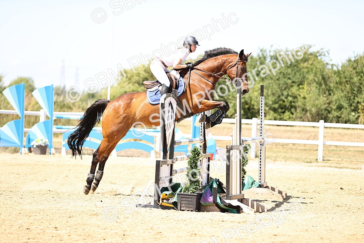 SBM_014835 - Class 15 - Senior Newcomers - 1.10m Open