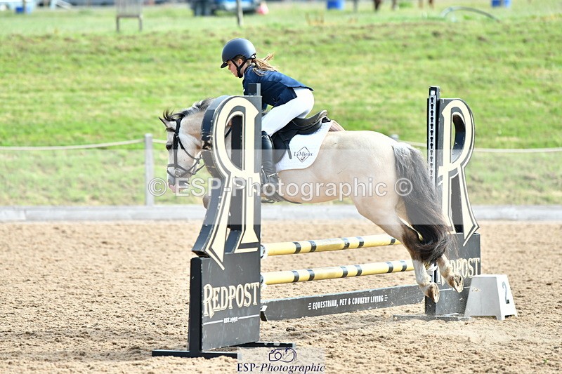 230624A-092019-00131 - Cls 36 Stepping Stones 128 & 138cm