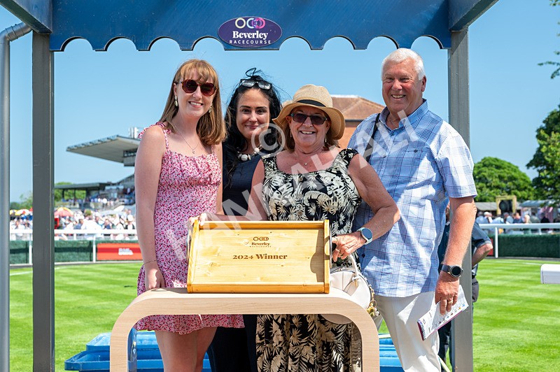 250624-Race 3-Island Native-7455 - Race 3