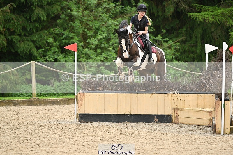 240411-152211-01524 - Group 2 XC