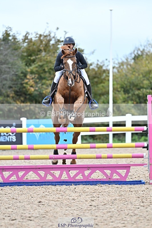 251015-134403-00640 - Cls 4 Newcomers and 1.10m Open