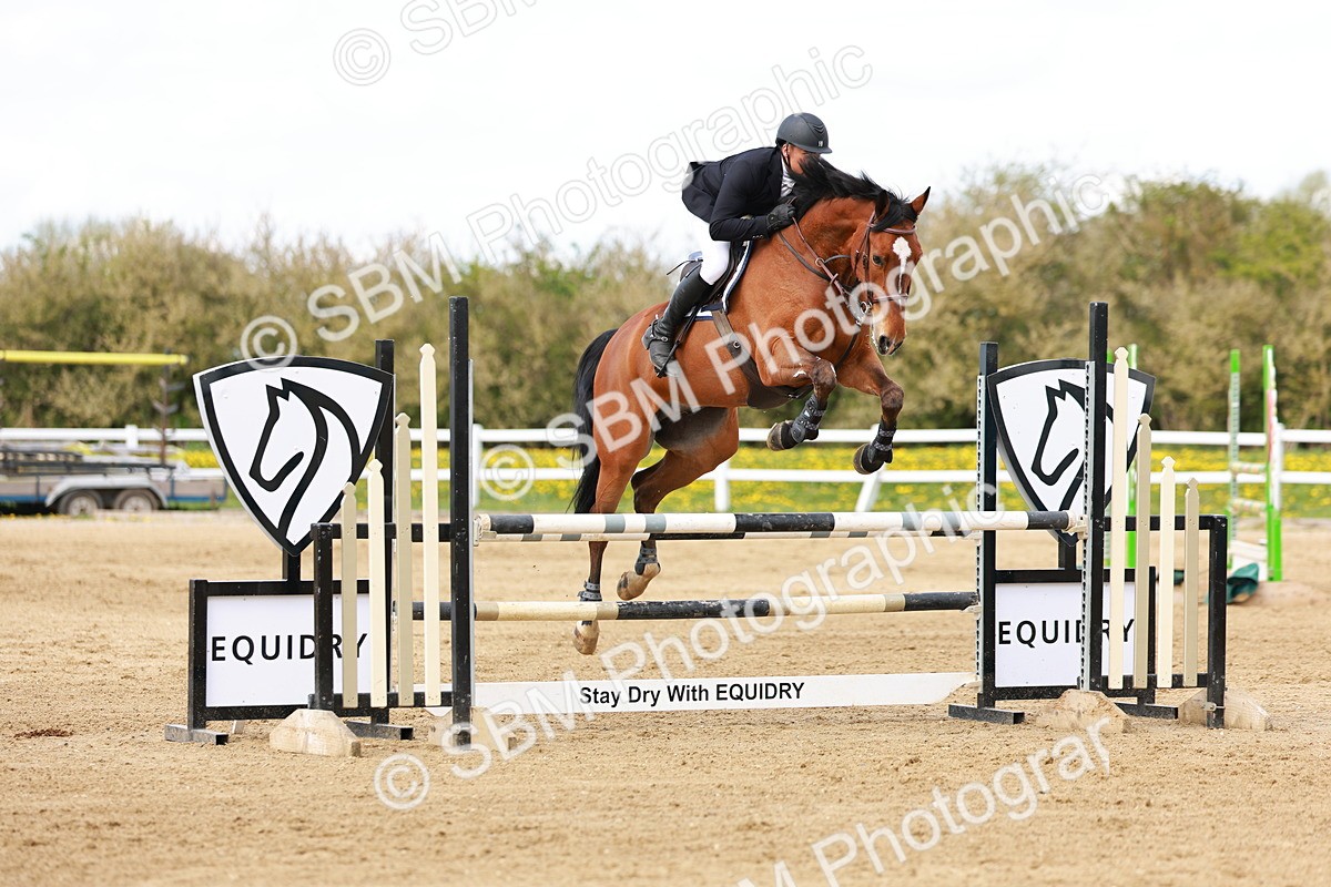 SBM_002210 - Class 4 - Senior Newcomers - 1.10m