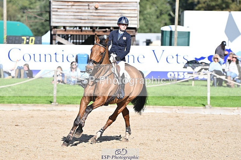 231022-122455-26670 - 330-TRINITY.THANKS.AWFULLY-Imogen.Gloag-SJ