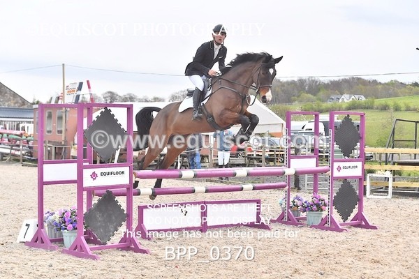 BPP_0370 - CLASS 3 FRI Senior Discovery/ 1m Open