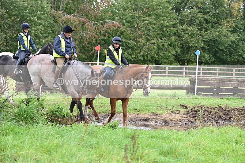 WJ6_6454 - Time at Photographer 12:41 to 13:05