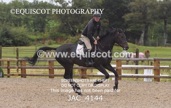 JAC_4144 - CLASS 6 Senior Newcomers/ 1.10m Open