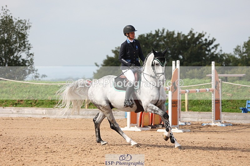 230915A-112433-01742 - Cls 2 Snr Foxhunter