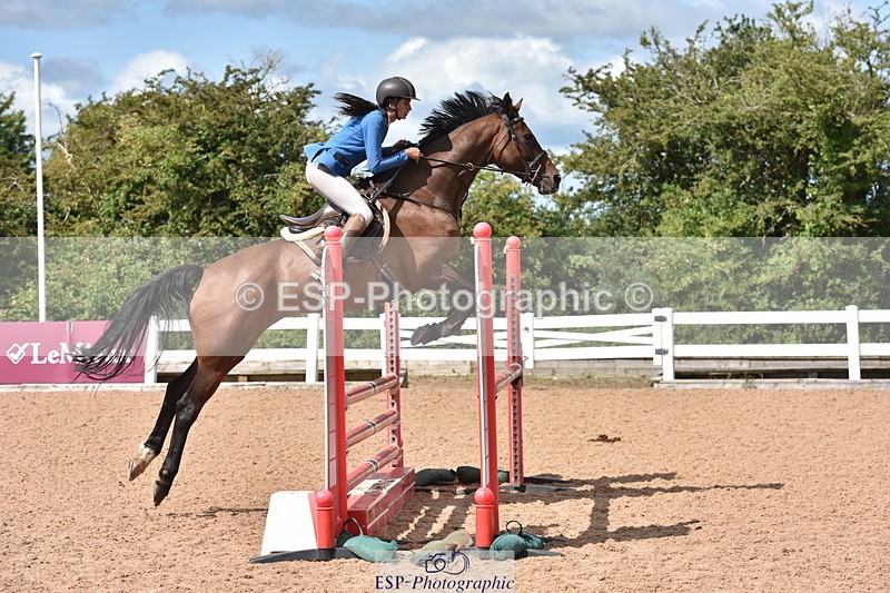 230806A-111504-01366 - Cls 17 Snr Discovery & 1m Open