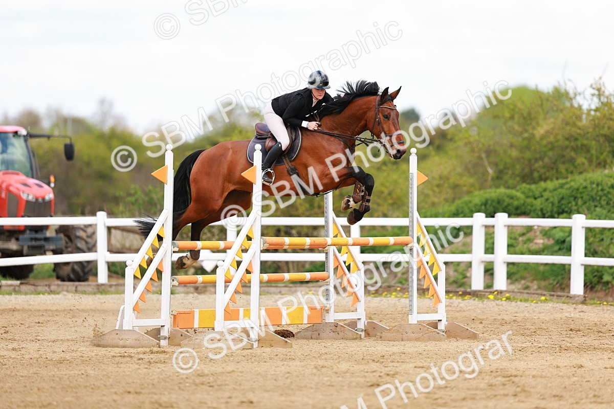 SBM_002262 - Class 4 - Senior Newcomers - 1.10m