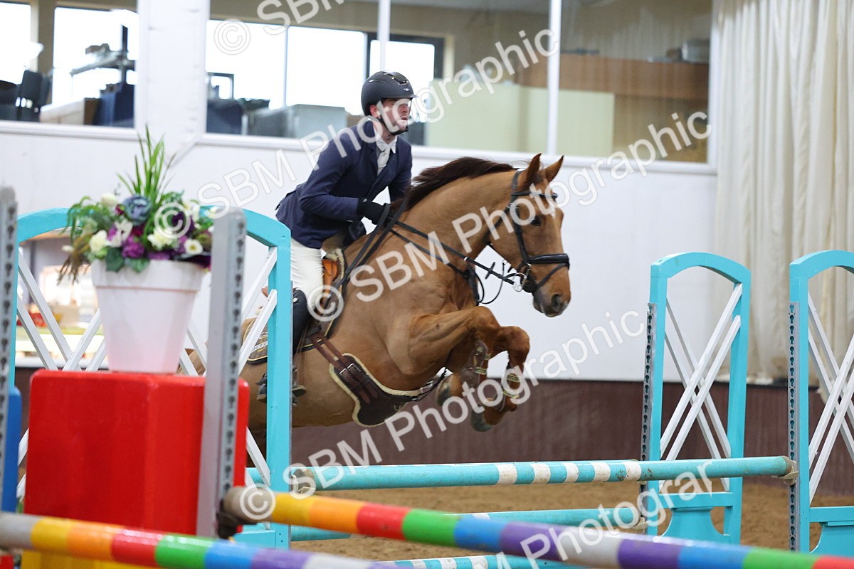 1I0A5032 - Class 9 - Senior Newcomers/ 1.10m Open