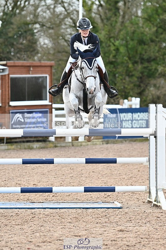231208A-134439-00982 - Cls 6 Foxhunter & 1.20m Open