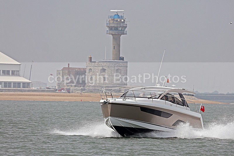 160528 HOT SHOT - SEALINE S330 Y92A6954 - 160528 HOT SHOT - SEALINE S330