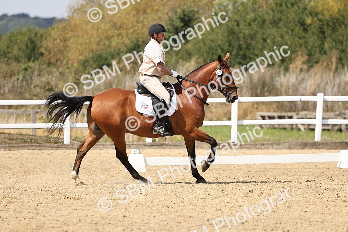 SBM_018739 - Class 16 - Novice 5 - 12.08-13.11