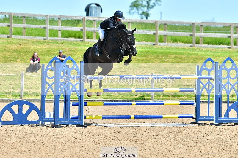 230527A-140412-04896 - Cls 17 National 1.30m Open