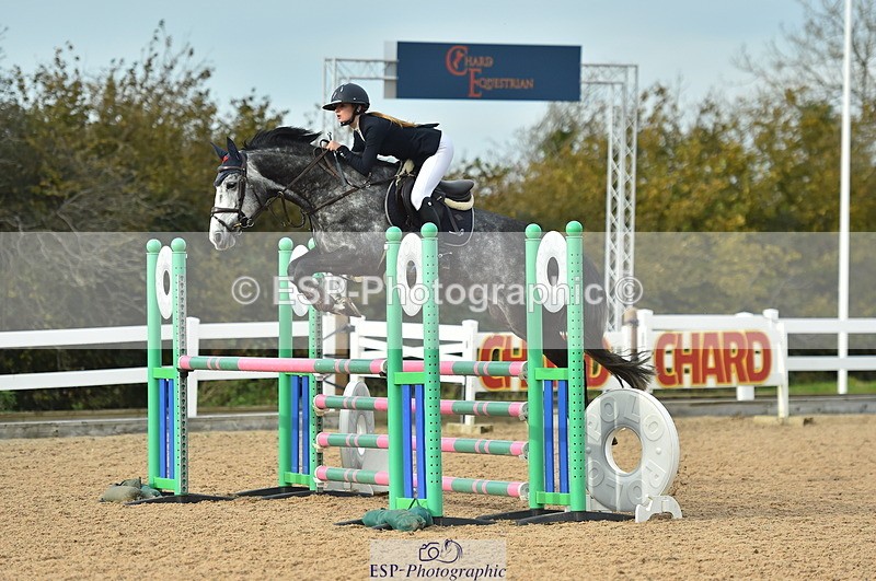 231111A-124348-01941 - Cls 12 Newcomers & 1.10m Open