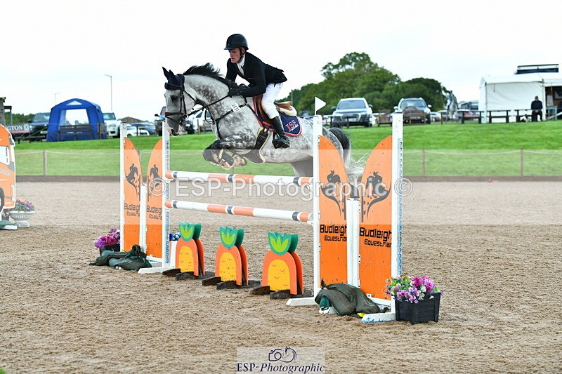 230723A-095008-10671 - Cls 4, 2 Star Small 1.30m