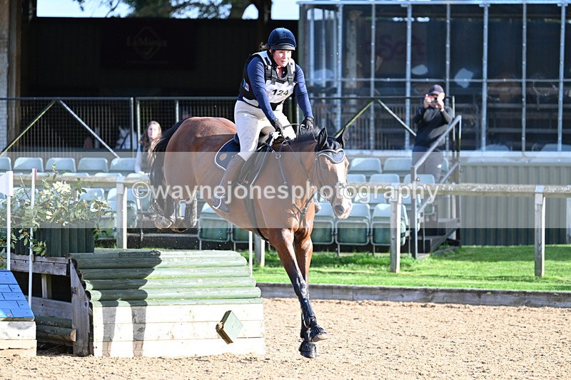 WJ7_5689 - Time 16:18 to 16:39