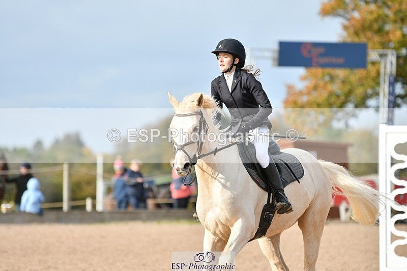 251026-120755-02769 - Cls 23+24 80cm Club and Schools