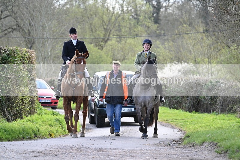 WJ7_9934 - Walk Home