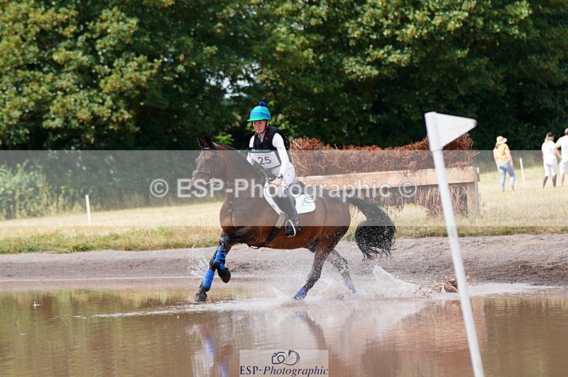 250802A-122214-03974 - A-025-Ollie.Rowlands-LOUGHAN.SILVER.SHADOW