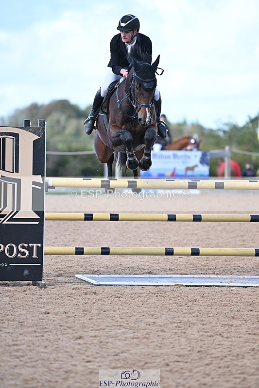 231014A-123407-04602 - Cls 19 1.15m Members Cup